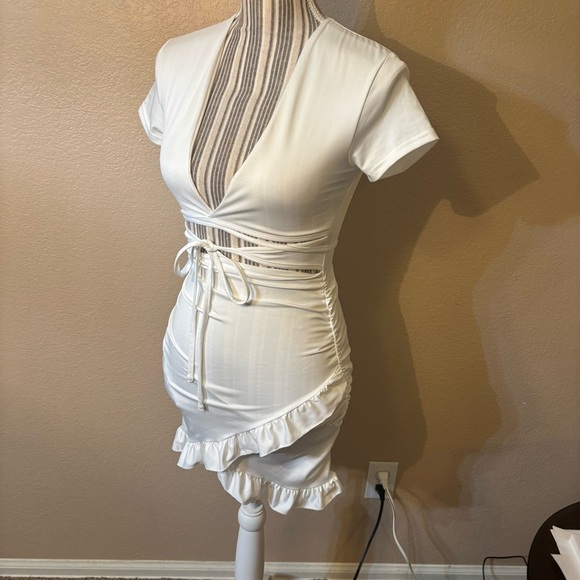 SHEIN White Mini Dress with Ruffle Hem Wraparound w/Ties Stretchy NWOT - Picture 8 of 16